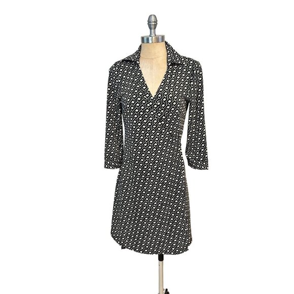 Julie Brown NYC Womens Geometric Print Wrap Dress 3/4 Sleeve Medium - Picture 1 of 5